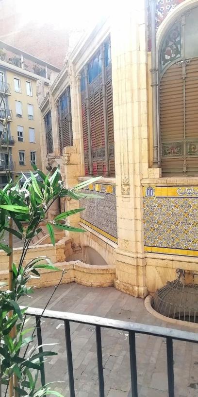 Precioso Apartamento Frente Del Mercado Central Валенсия Экстерьер фото